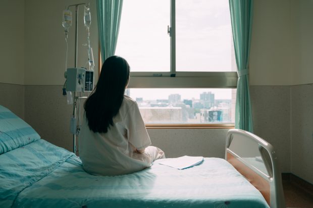 12 ani în căutarea dreptății. Lupta fără sfârșit a unei femei căreia medicii i-au tăiat un sân, după un diagnostic greșit de cancer