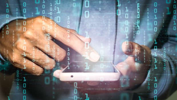 Cum se folosesc companiile de telefonie mobilă de datele noastre personale