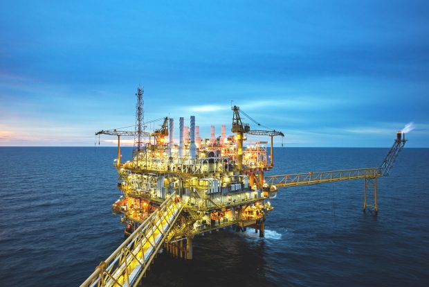 Proiect: Ce se modifică în Legea offshore și cum va ajuta asta la deblocarea investițiilor din Marea Neagră