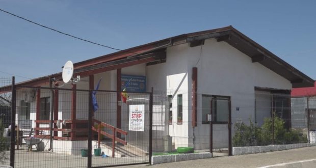 Angajat de la Direcția Socială din Vaslui, arestat după ce a abuzat sexual și bătut beneficiarii de care trebuia să aibă grijă