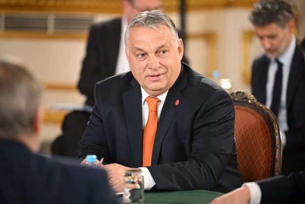 Viktor Orban anunță suprataxarea companiilor. Banii vor merge spre consolidarea armatei și plafonarea prețurilor la energie