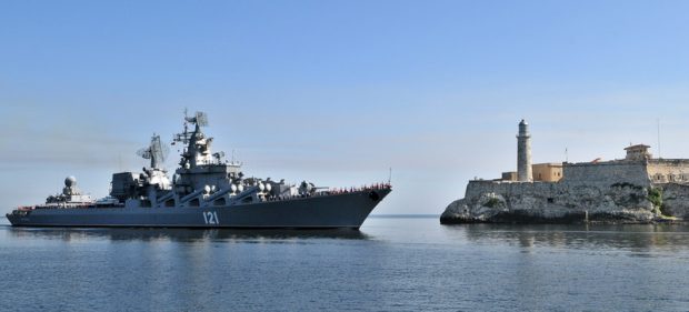 Rusia neagă că nava sa a fost lovită de ucraineni: Crucișătorul, avariat grav după ce muniția de la bord a explodat