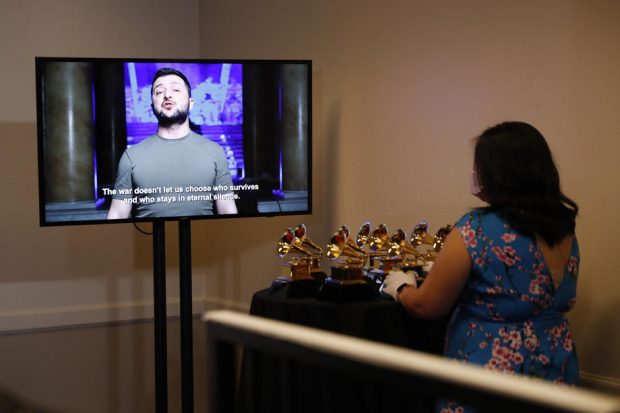 Zelenski, discurs la premiile Grammy: „Tăcerea este moarte, spuneţi adevărul prin versurile voastre”