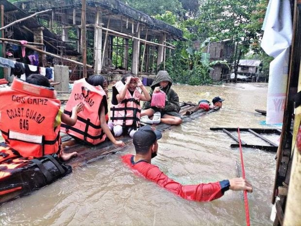 Cel puțin 25 de morți în Filipine în urma furtunii tropicale Megi, care a provocat alunecări de teren și inundații