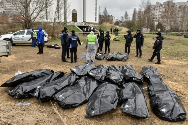 Cadavrele a 765 de civili au fost recuperate în regiunea Kiev, de când soldații ruși au părăsit zona