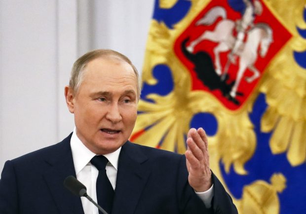 Vladimir Putin amenință cu „arme pe care nimeni nu le are” și cu „lovituri fulgerătoare” orice stat care ar interveni militar în Ucraina