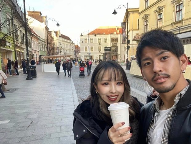 „Sunteți uneori prea miștocari. Mi-ar plăcea să glumiți mai puțin și să fiți un pic mai serioși. La muncă!”. Un japonez mutat acum 4 ani în România ne arată oglinda