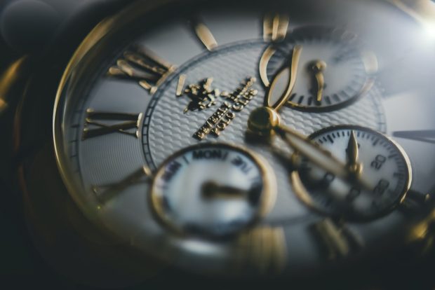 Ceasul de mână, un accesoriu atemporal,  elegant, ce ține timpul la îndemână