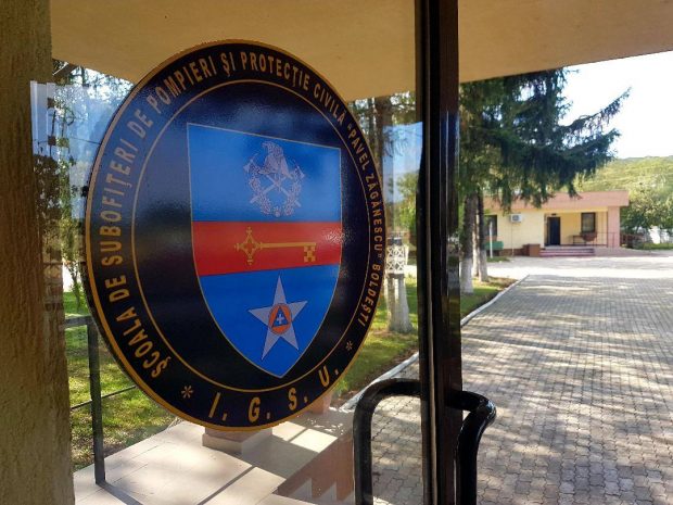 Șpagă de 15.000 de lei, cerută pentru un post la ISU. Un suspect reținut, după un flagrant organizat de DGA
