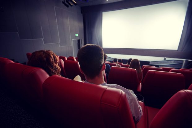 Cum mi-a provocat un film românesc văzut la 18.000 de km de București sentimentul că nu mai vreau să fiu parte a acestei realități nici ca turist, nici ca cetățean