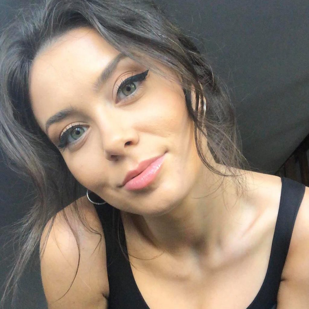 „Las Fierbinți” revine pe Pro TV cu sezonul 23, iar polițistul Robi devine protagonistul: „Dorele, transformarea totală a vieții mele. De la 0 la 360 de grade” 2 anca dumitra 1 3