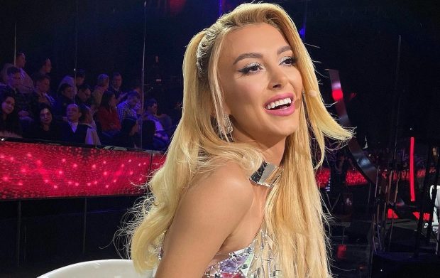 Primele imagini cu Andreea Bălan după ce s-a lovit cu fața de bordură. Și-a scos firele de la buză: „Cred că o să am un semn mic”