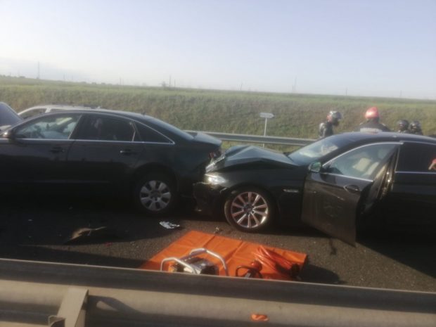 Accident în lanț pe Autostrada Soarelui. Patru persoane au ajuns la spital