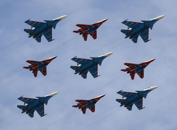 Avioanele nu mai zboară la parada militară din Piaţa Roşie de la Moscova. Kremlinul a anunțat de ce
