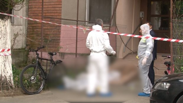 Un tânăr a fost găsit mort în apropierea unui complex studențesc din Sectorul 6. Dosaul a fost preluat de cei de la Omoruri