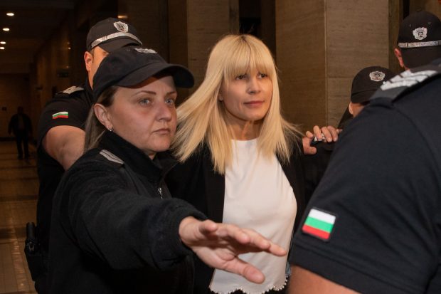 Azi se joacă una dintre ultimele șanse ale Elenei Udrea de a scăpa de condamnarea la 6 ani de închisoare în dosarul „Gala Bute”