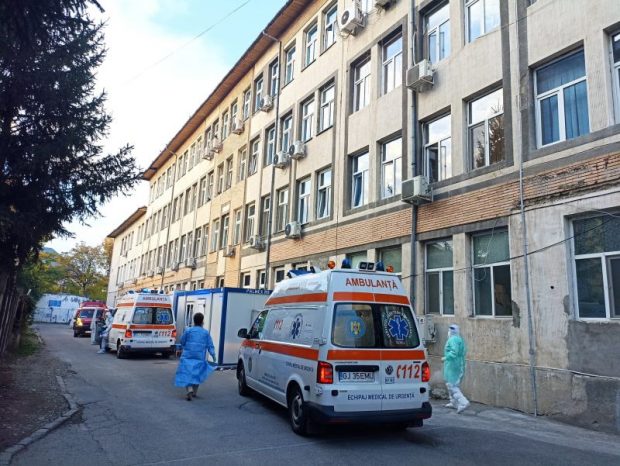Un pacient de la Spitalul Județean Gorj a murit, după ce a căzut de la etajul 3 al unității medicale