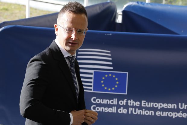 Budapesta a anunțat în ce condiții va fi de acord cu embargoul UE asupra importurilor de țiței din Rusia