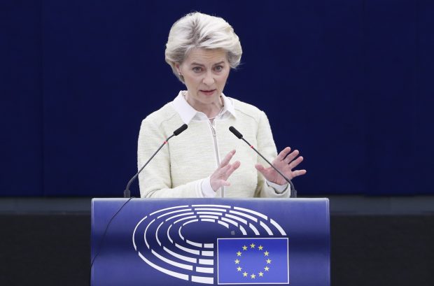 Ursula von der Leyen: UE se află în faţa unei „decizii istorice” privind candidatura Ucrainei
