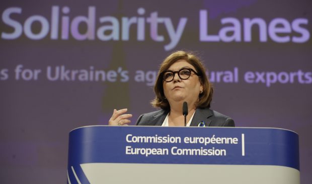 UE înființează „culoare de solidaritate” pentru a ajuta Ucraina să exporte cerealele, după ce Rusia i-a blocat porturile