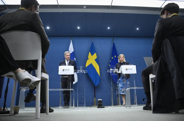 Suedia și Finlanda vor depune împreună cererile de aderare la NATO. Liderii celor două state se întâlnesc joi cu Biden