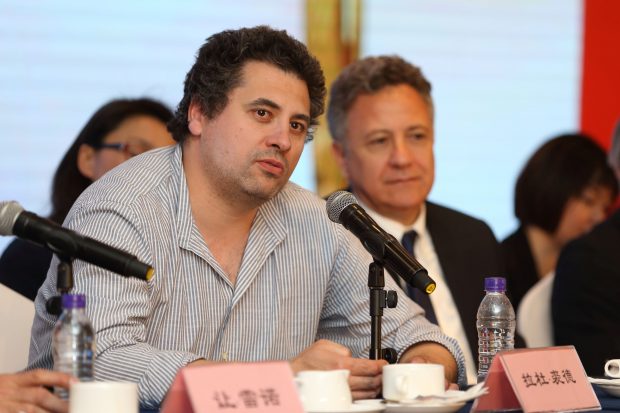 Corespondență de la Cannes. Radu Jude a lansat la apă „Potemkiniștii”, un eseu sarcastic cu trimiteri spre Putin și dificila istorie româno-rusă