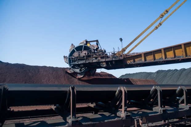 Cererea de cărbune rusesc venită din China compensează sancțiunile impuse de Occident după invazia din Ucraina