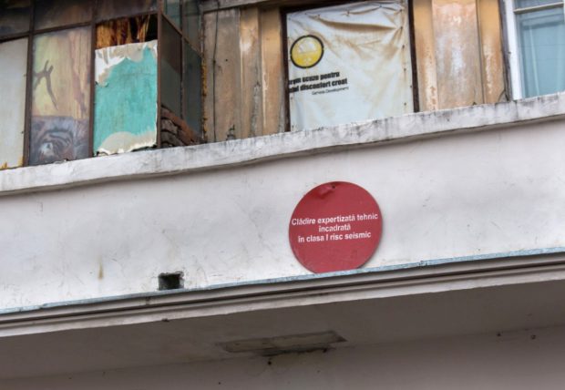 Închirierea locuințelor în imobile cu risc mare la cutremur, interzisă de Guvern