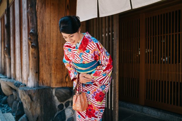 Kimono – istorie și curiozități despre portul japonez