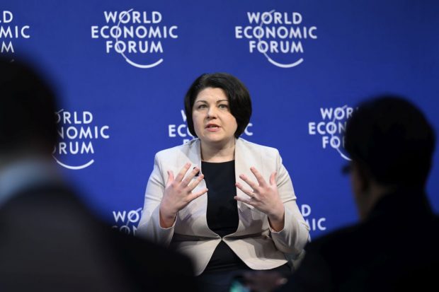 Bloomberg: Republica Moldova se teme că va fi uitată de UE, în vreme ce Ucraina face propriile eforturi pentru aderare