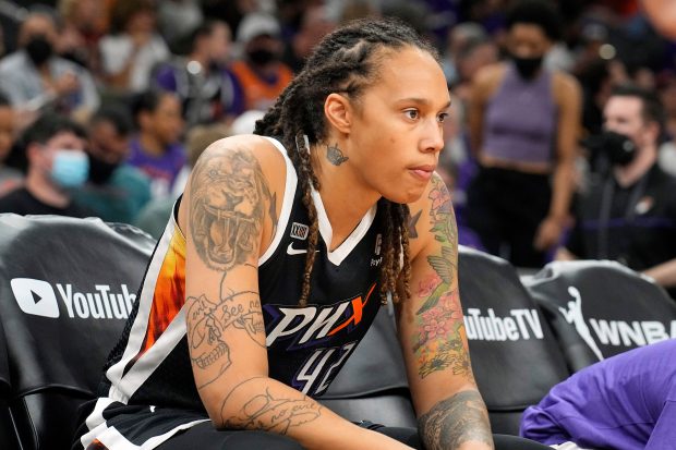 SUA spun că Brittney Griner, vedeta baschetului feminin american, a fost reținută „pe nedrept” în Rusia