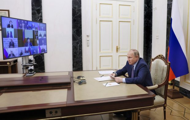 Putin mizează în continuare pe dependența țărilor UE de energia din Rusia: „Nu vor putea să renunțe la petrolul nostru”