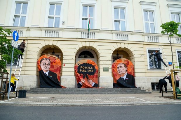 Statele UE nu au reușit să ajungă la un compromis privind embargoul petrolier impus Rusiei. Unde s-au blocat discuțiile