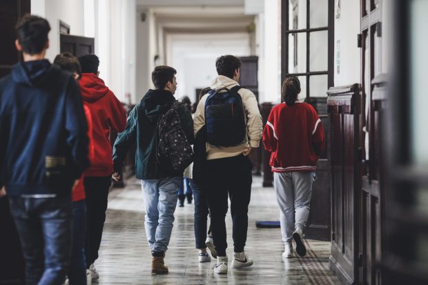Târguri dedicate elevilor, cafenele de discuții pentru părinți și workshopuri pentru profesori, la festivalul de educație din Timișoara
