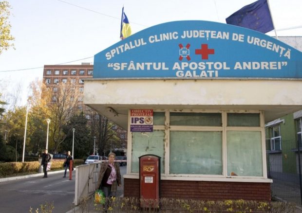 Şapte medici de la Galaţi, trimiși în judecată pentru ucidere din culpă după ce au refuzat să ofere asistență unui bărbat în stare gravă