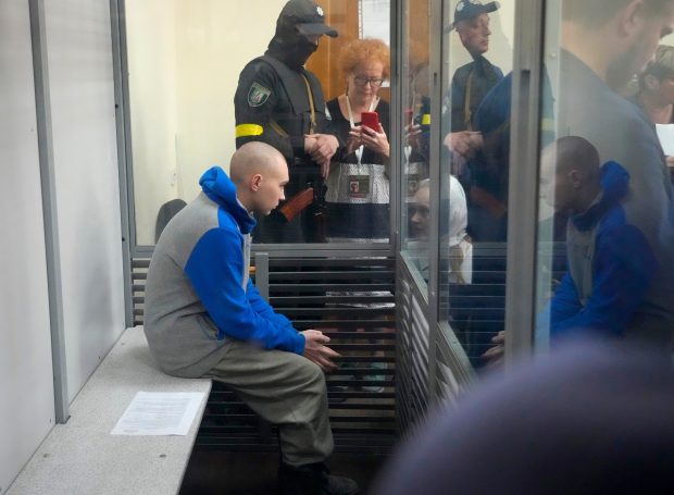 VIDEO | Imagini de la procesul primului soldat rus judecat pentru crime împotriva civililor în Ucraina