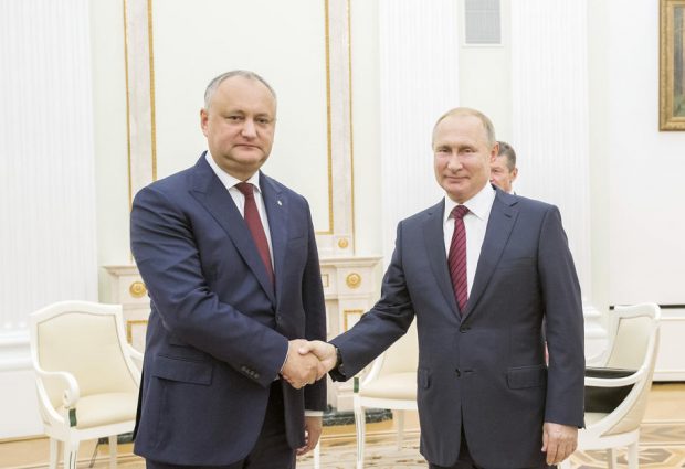 Rusia se va asigura că Igor Dodon va avea drepturile respectate, la o zi după ce fostul președinte a fost reţinut la Chișinău