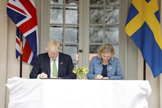 Marea Britanie va semna cu Suedia și Finlanda un acord de apărare reciprocă în caz de agresiune