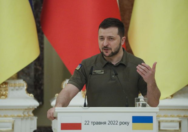 Reacția dură a lui Zelenski la petițiile care cer permiterea bărbaților să părăsească Ucraina
