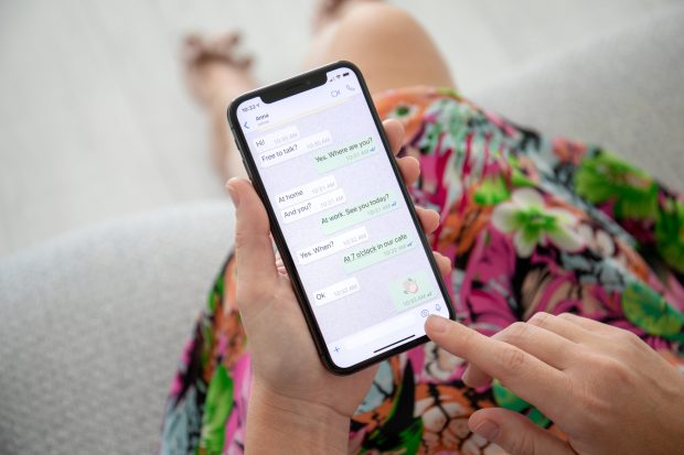 Milioane de persoane care au aceste tipuri de iPhone pot primi despăgubiri de la Apple. Una dintre condiții e să fie englezi