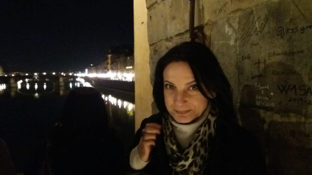 G4Media: O condamnată la închisoare cu executare în Dosarul Ridzi predă la Colegiul Național de Apărare