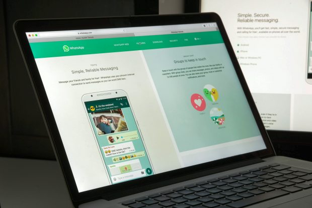 Cum folosești WhatsApp pe mai multe dispozitive fără ca telefonul să fie conectat la internet