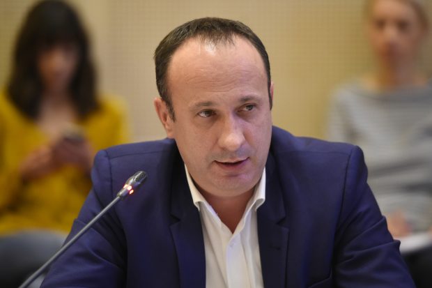 Adrian Câciu: Toate pensiile militare vor fi indexate cu 5,1%. Apoi se va veni cu o indexare suplimentară