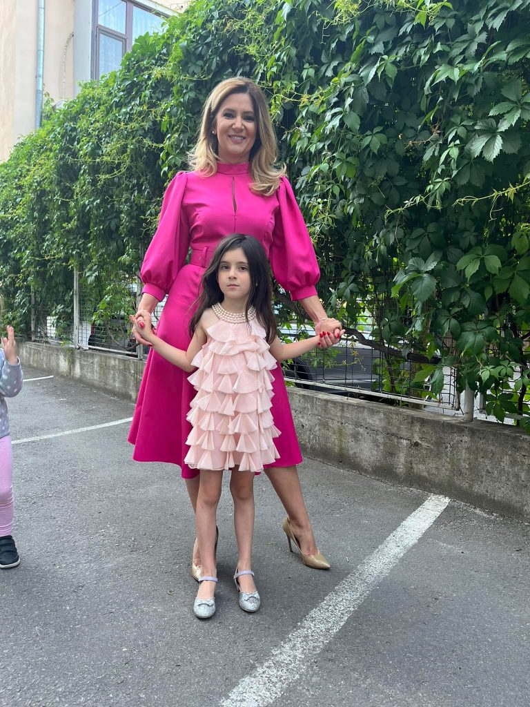 amalia enache si fiica ei 6