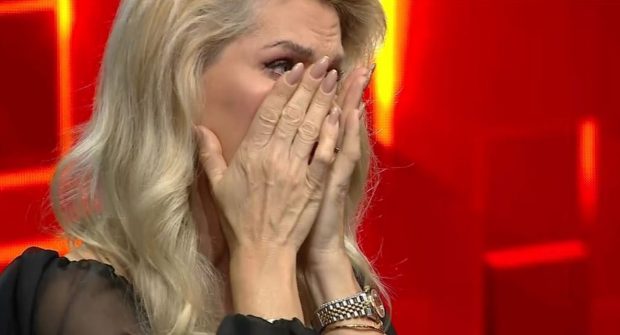 Andreea Bănică a izbucnit în lacrimi la TV. „Îmi e greu să vorbesc despre subiectul ăsta”. Ce a întrebat-o Denise Rifai