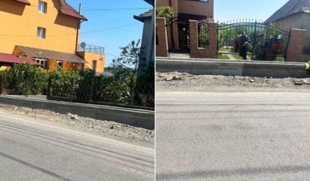 VIDEO | Muncitorii care reabilitează un drum județean din Sălaj au zidit accesul în curțile localnicilor