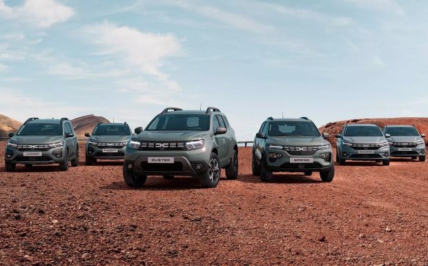 Toate modelele Dacia au pe ele noul logo și noua emblemă ale producătorului de la Colibași