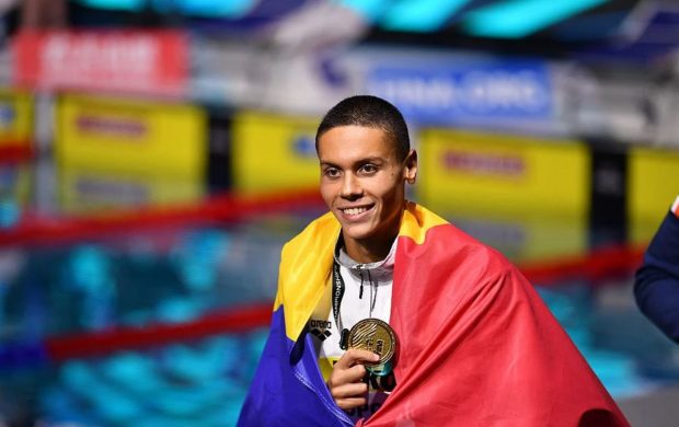 Profesorii campionului David Popovici: „Este  premiant, un copil minunat, suntem mândri de el”