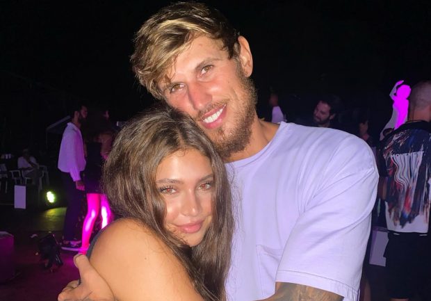 Alex Delea, câștigătorul „Survivor”, despre presupusa relație cu Elena Chiriac: „Ne scriem”