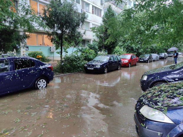 Arafat a explicat de ce s-au dat două mesaje Ro-Alert în Bucureşti: „Pentru cârcotași dacă o singură persoană a fost salvată de acest mesaj înseamnă că sistemul şi-a făcut treaba”